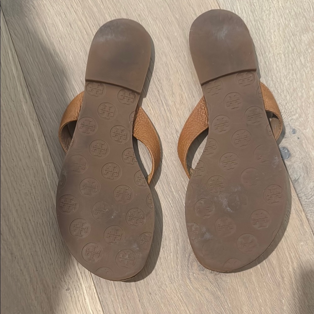 Tory Burch Tan Flip Flops - Picture 2 of 8